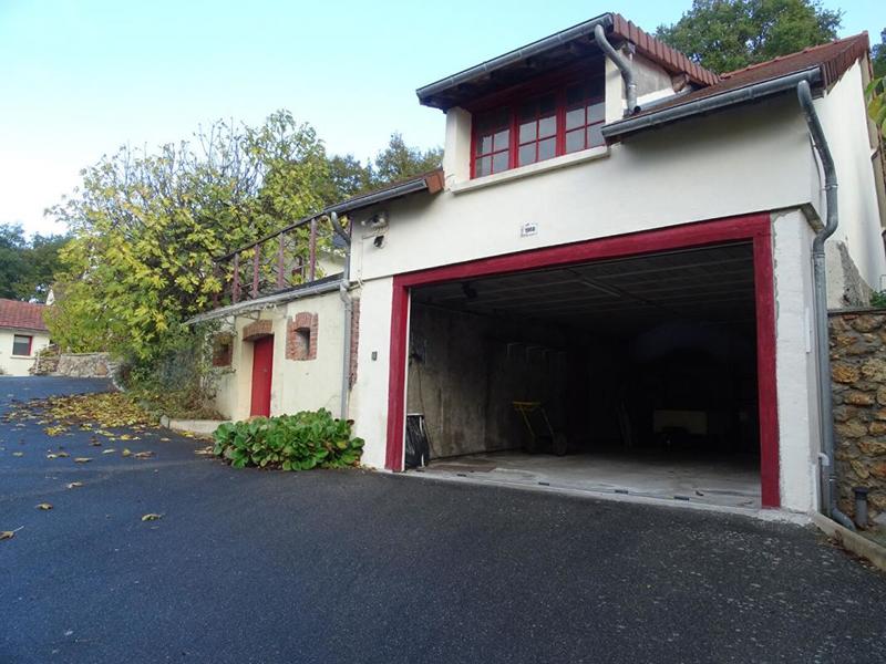 Maison - 88 m² - 4 pièces