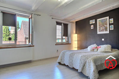 Maison - 181 m² - 8 pièces