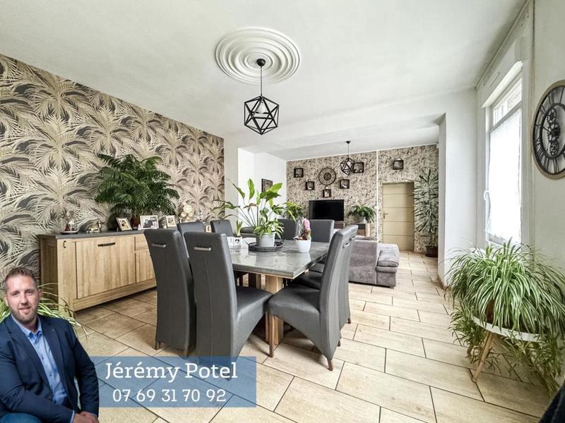 Maison - 109 m² - 5 pièces