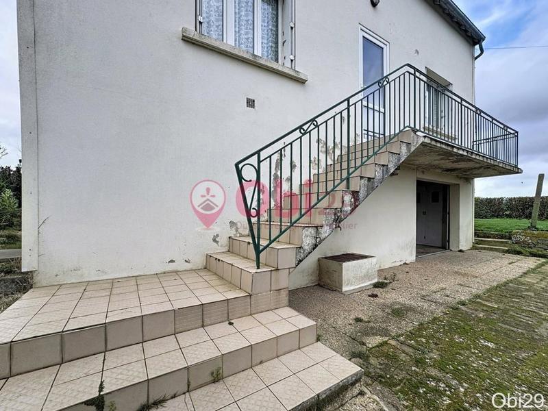 Maison traditionnelle - 118 m² - 8 pièces