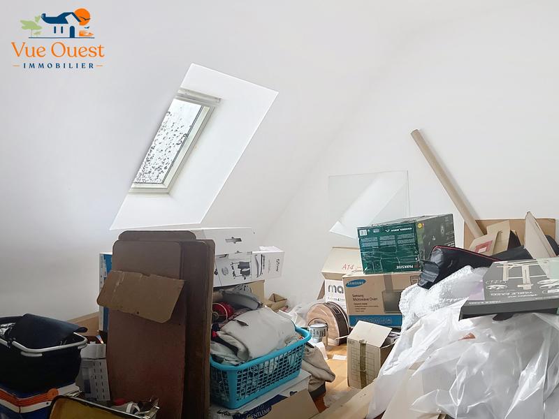 Maison traditionnelle - 147 m² - 8 pièces