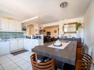 Appartement - 81 m² - 4 pièces