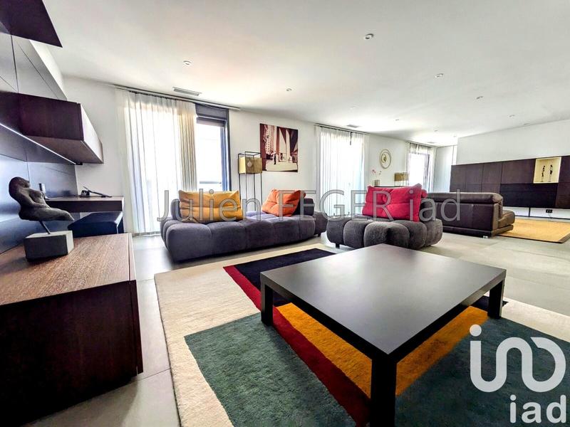 Maison - 168 m² - 6 pièces