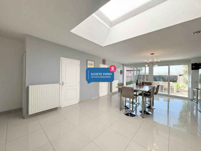 Maison - 141 m² - 5 pièces