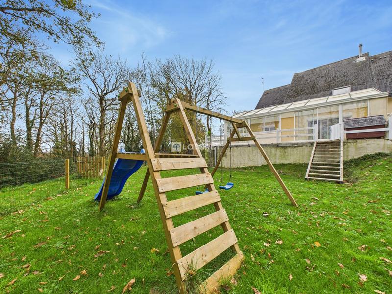 Maison - 134 m² - 7 pièces