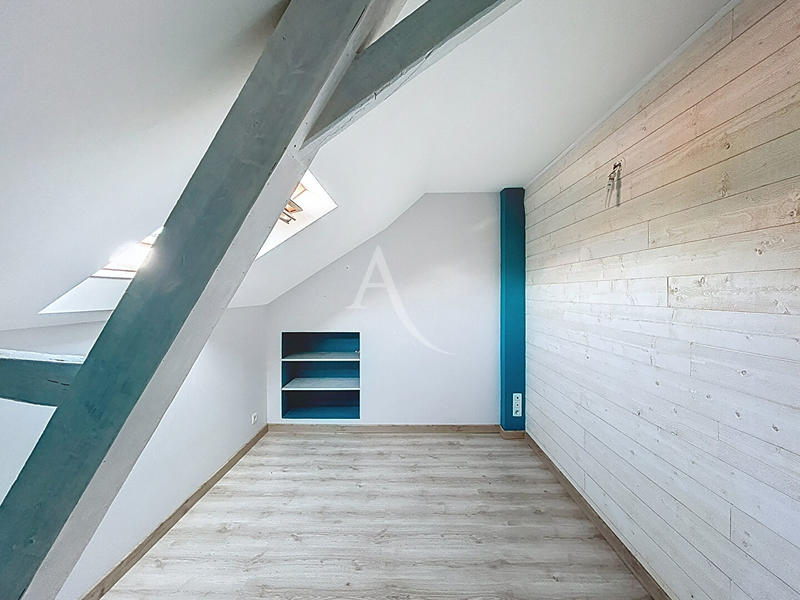 Maison - 155 m² - 8 pièces