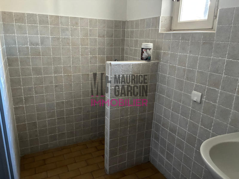 Maison - 188 m² - 13 pièces