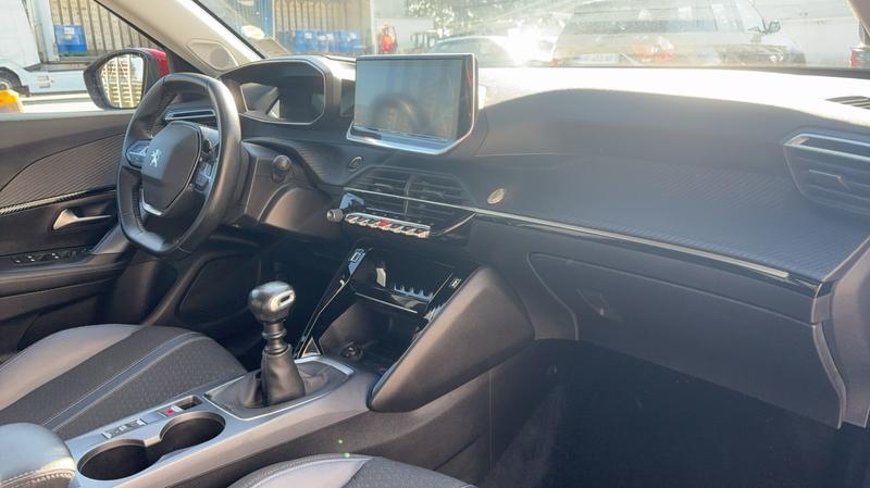 Peugeot 2008 II 1.2 PureTech 130 Allure Business