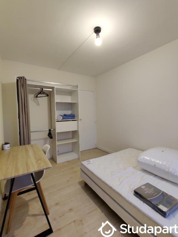 Chambre - 9 m² - 1 pièce