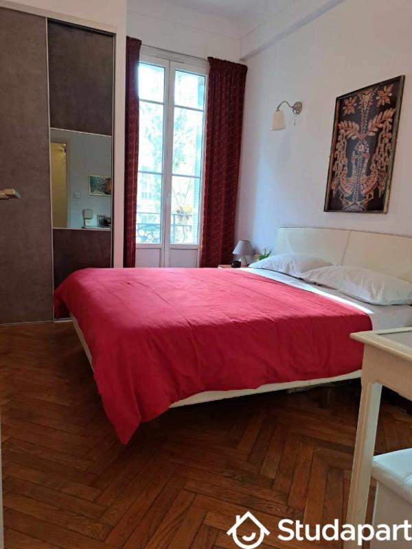 Chambre - 15 m² - 1 pièce
