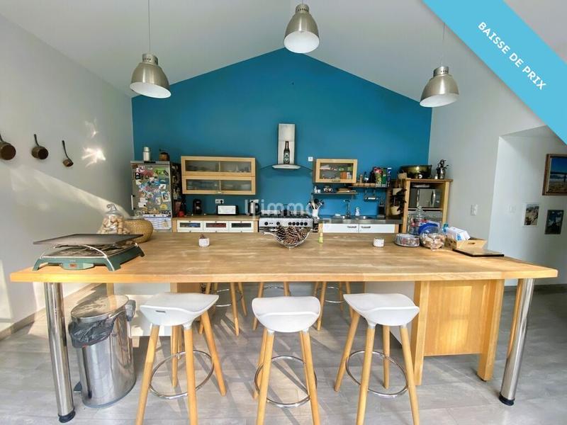 Maison - 209 m² - 6 pièces