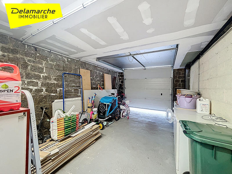 Maison - 220 m² - 8 pièces