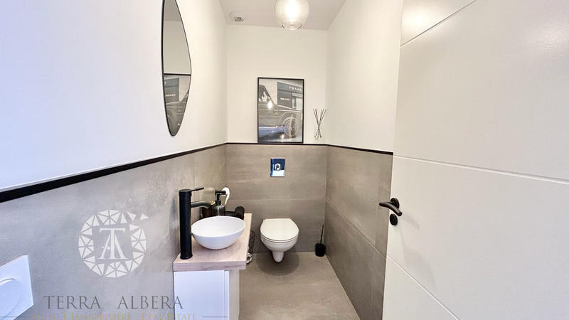 Maison - 96 m² - 4 pièces