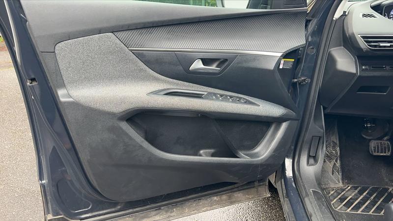 Peugeot 3008 II 1.5 BlueHDi 130 Eat8 Active Business - Automatique