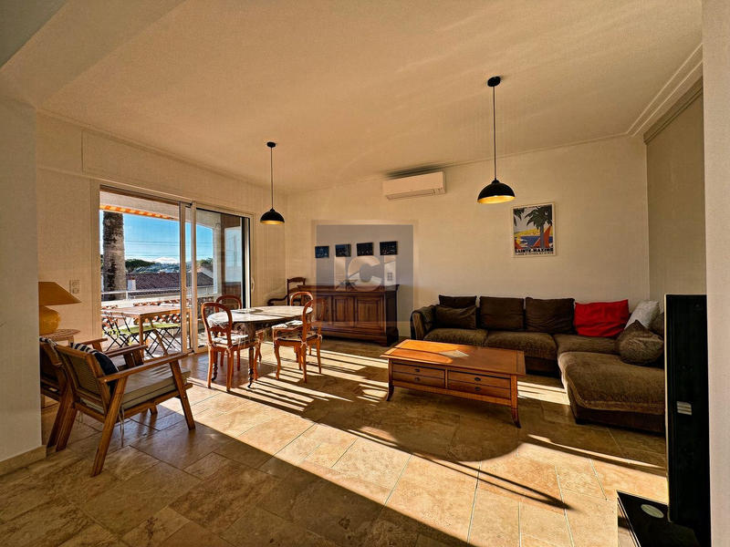 Maison - 167 m² - 7 pièces