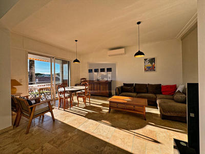 Maison - 167 m² - 7 pièces