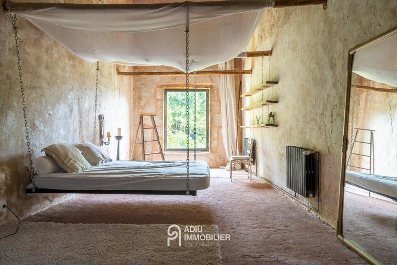 Mas - 300 m² - 7 pièces