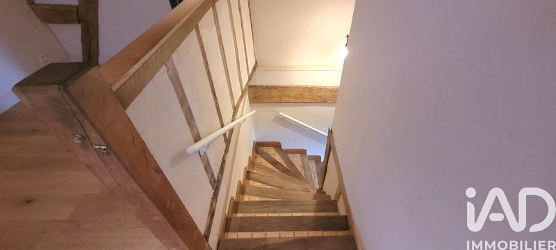 Maison - 232 m² - 8 pièces