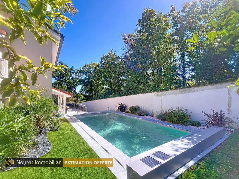 Villa - 190 m² - 7 pièces