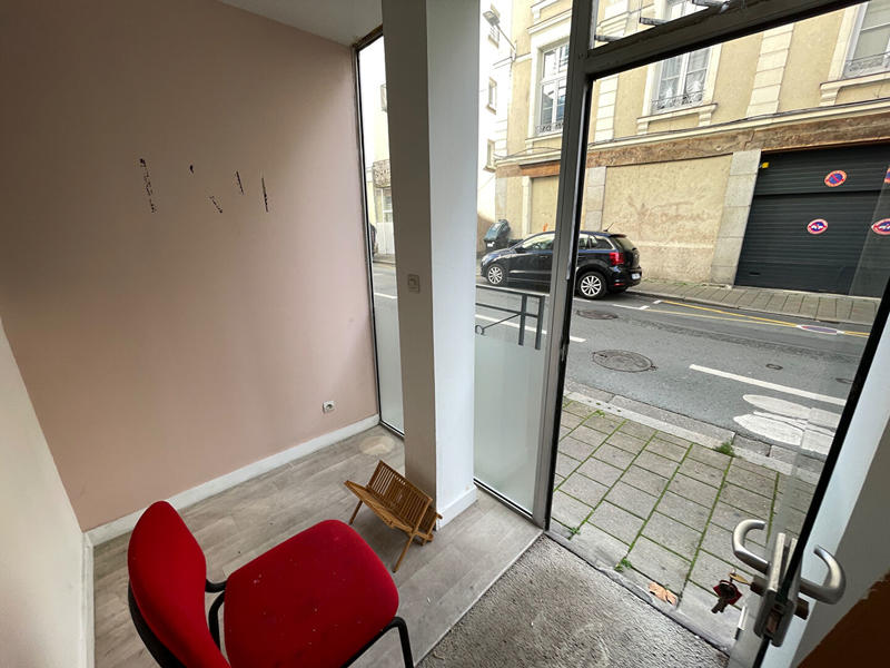 Local commercial - 19 m² - 2 pièces