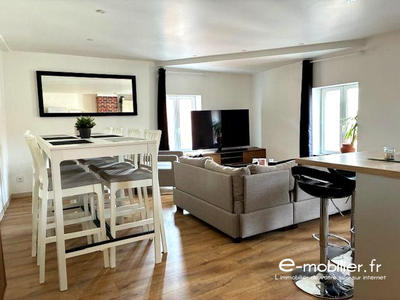 Appartement - 70 m² - 2 pièces