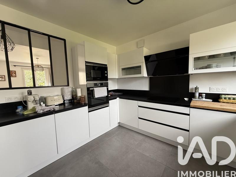 Maison - 170 m² - 7 pièces