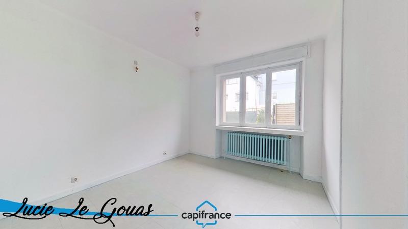 Maison - 218 m² - 11 pièces