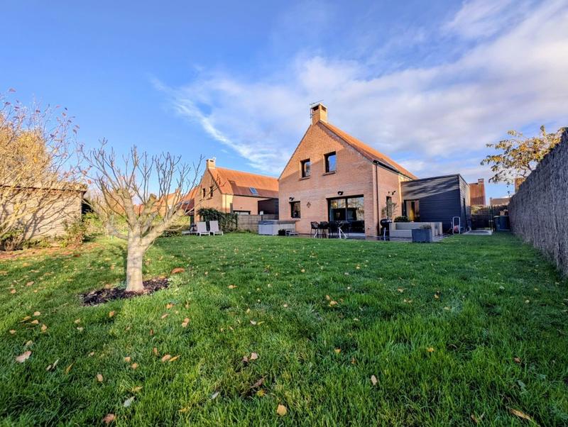 Maison - 145 m² - 5 pièces