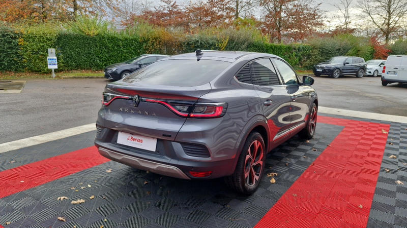 Renault Arkana E-Tech 145 - 23 Techno
