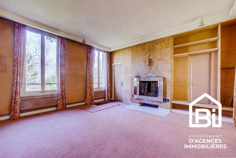 Maison - 427 m² - 14 pièces