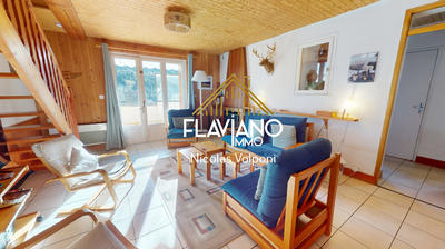 Appartement - 100 m² - 5 pièces