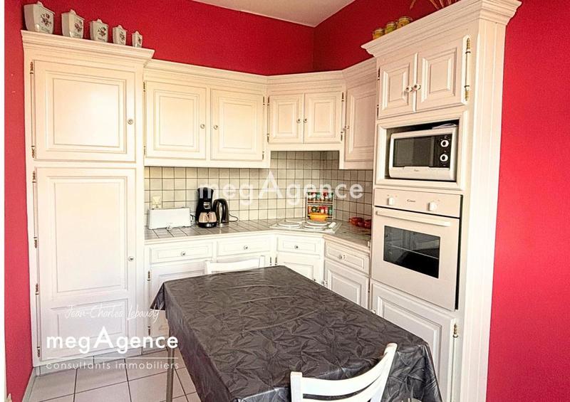 Appartement - 97 m² - 4 pièces