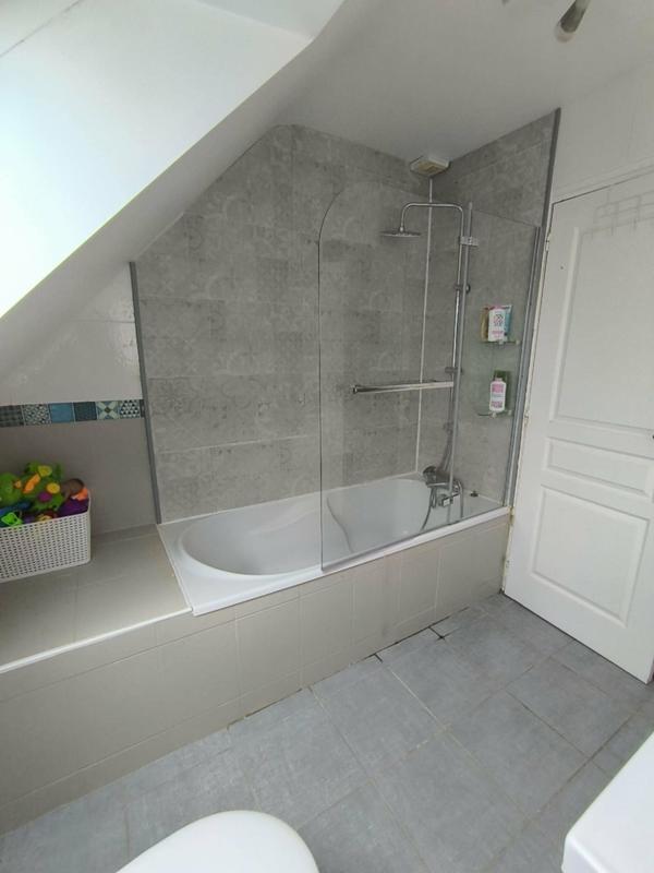 Maison - 101 m² - 6 pièces