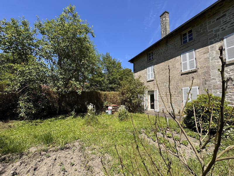 Propriété - 499 m² - 11 pièces
