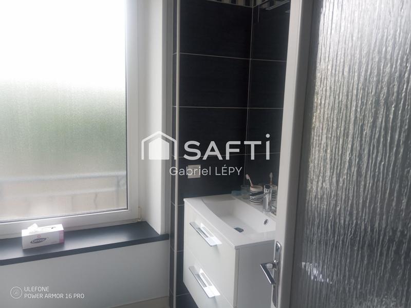 Maison - 275 m² - 10 pièces