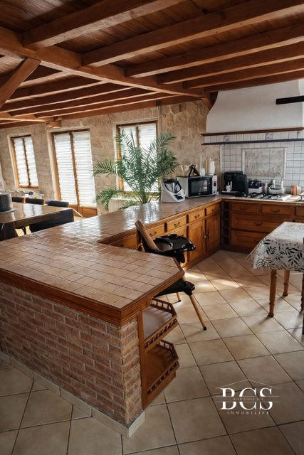 Maison - 190 m² - 9 pièces