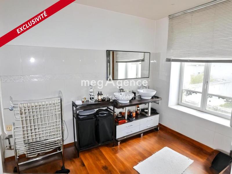 Appartement - 100 m² - 4 pièces