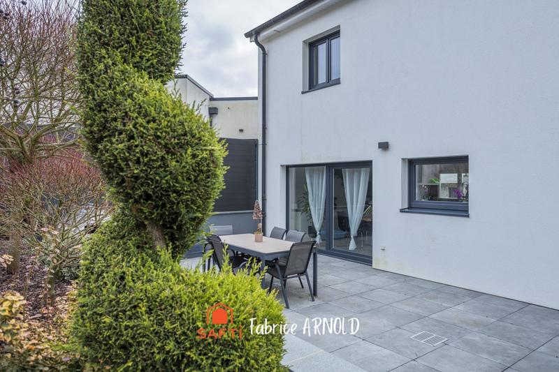 Maison - 111 m² - 5 pièces