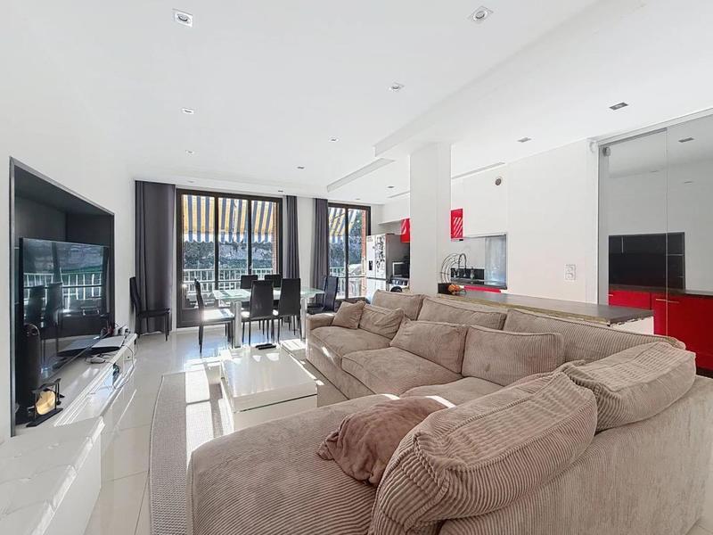 Appartement - 70 m² - 3 pièces