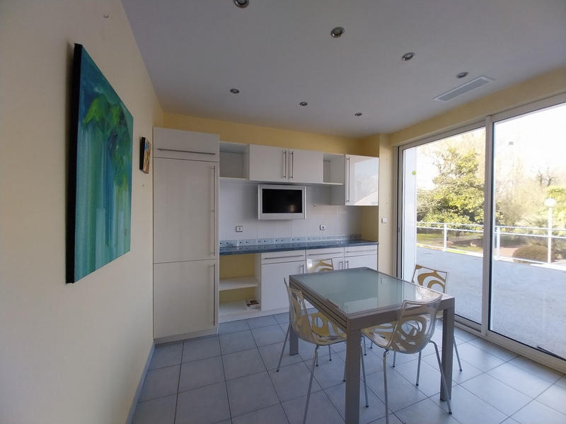 Maison - 284 m² - 7 pièces