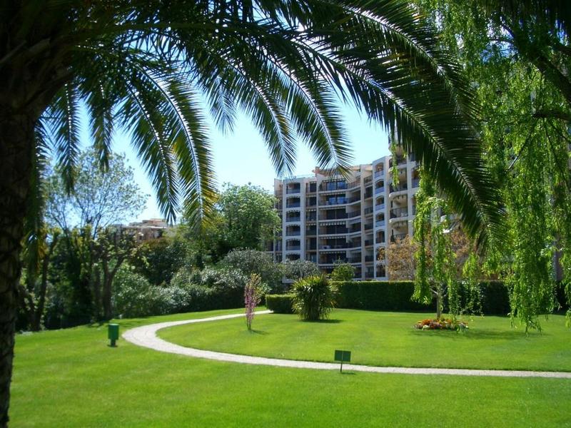 Appartement - 130 m² - 3 pièces