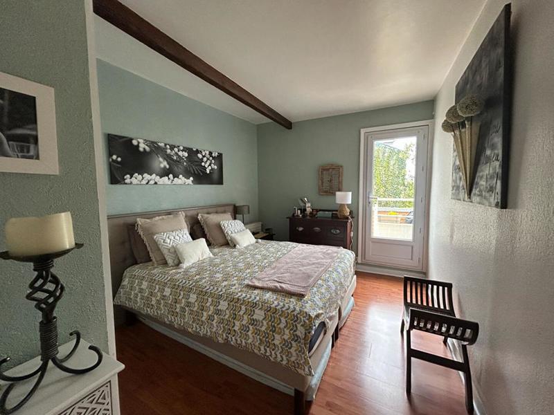 Immeuble - 236 m² - 10 pièces