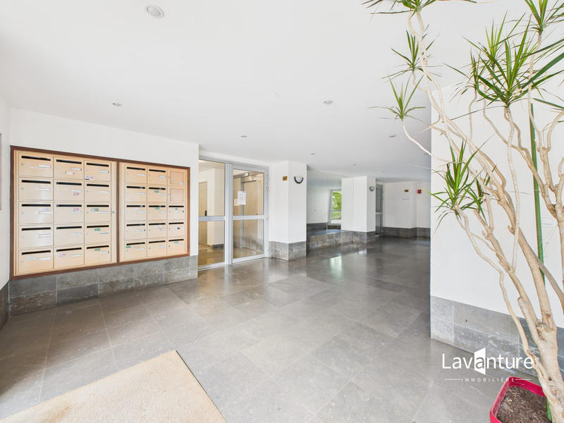 Appartement - 89 m² - 4 pièces