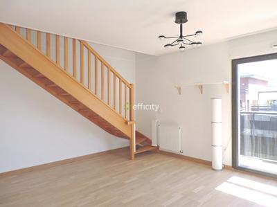 Appartement - 80 m² - 4 pièces