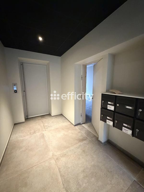 Immeuble - 500 m² - 12 pièces