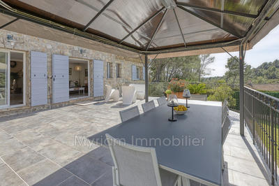 Mas - 185 m² - 6 pièces