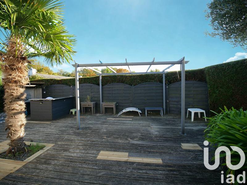 Maison - 198 m² - 7 pièces