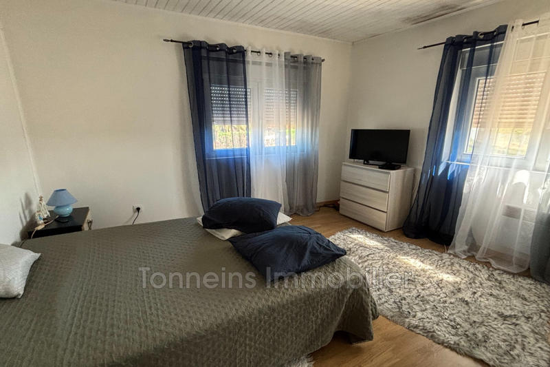 Maison - 210 m² - 7 pièces