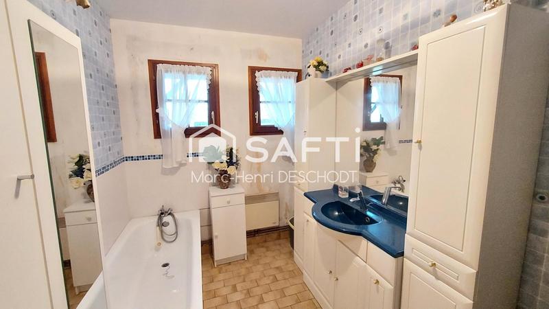 Maison - 90 m² - 5 pièces