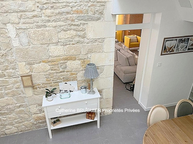 Maison - 235 m² - 9 pièces